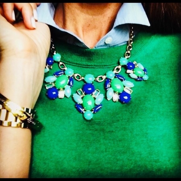 Stella & Dot Juniper statement necklace, retired - Picture 10 of 13